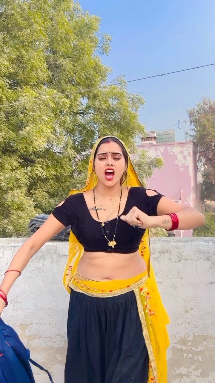 काले का टैम्पू ?#shorts #trending #dance #meenu #ytshorts