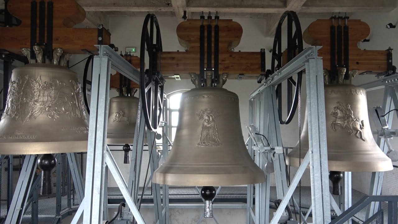 Wornie [LT] - Dzwony w Żmudzkim Muzeum Diecezjalnym / Varniai - Žemaičių vyskupystės muziejus varpai