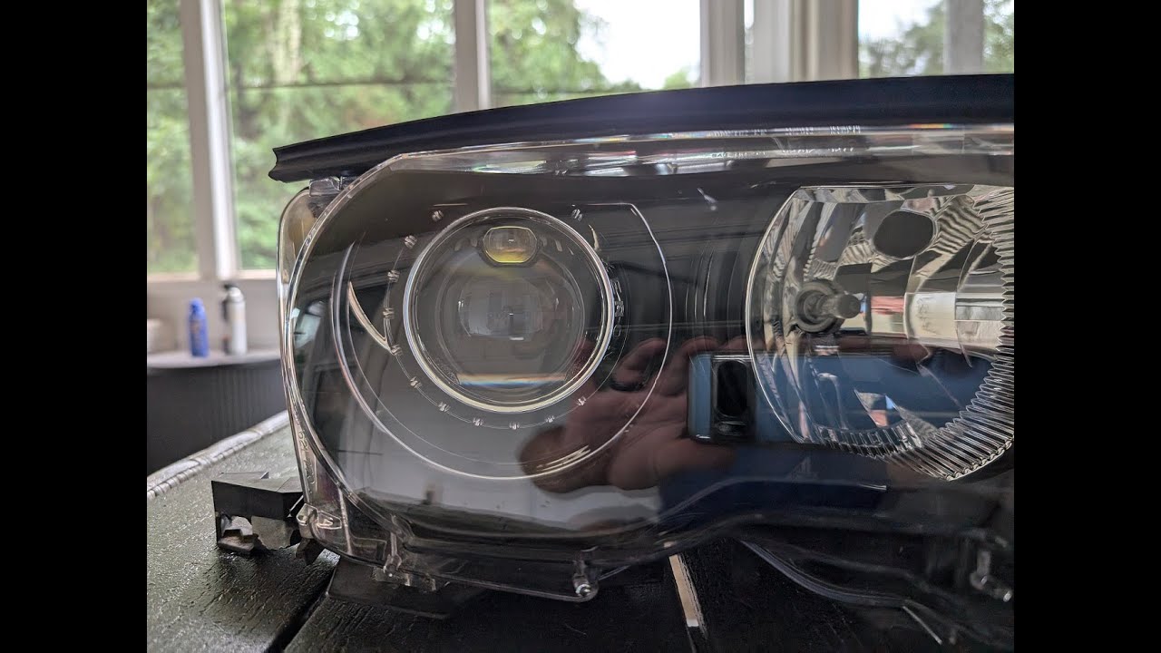e46 M3 Touring BI LED Projector Retrofit