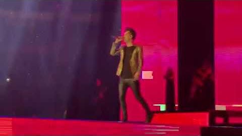 Panic! At The Disco - One Of The Drunks! live