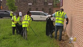Amid Violent Holiday Weekend, Police And City Crews Work To Help Clean Up Roseland
