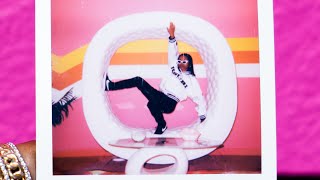 Nakkia Gold – Feelin’ You (Visualizer)