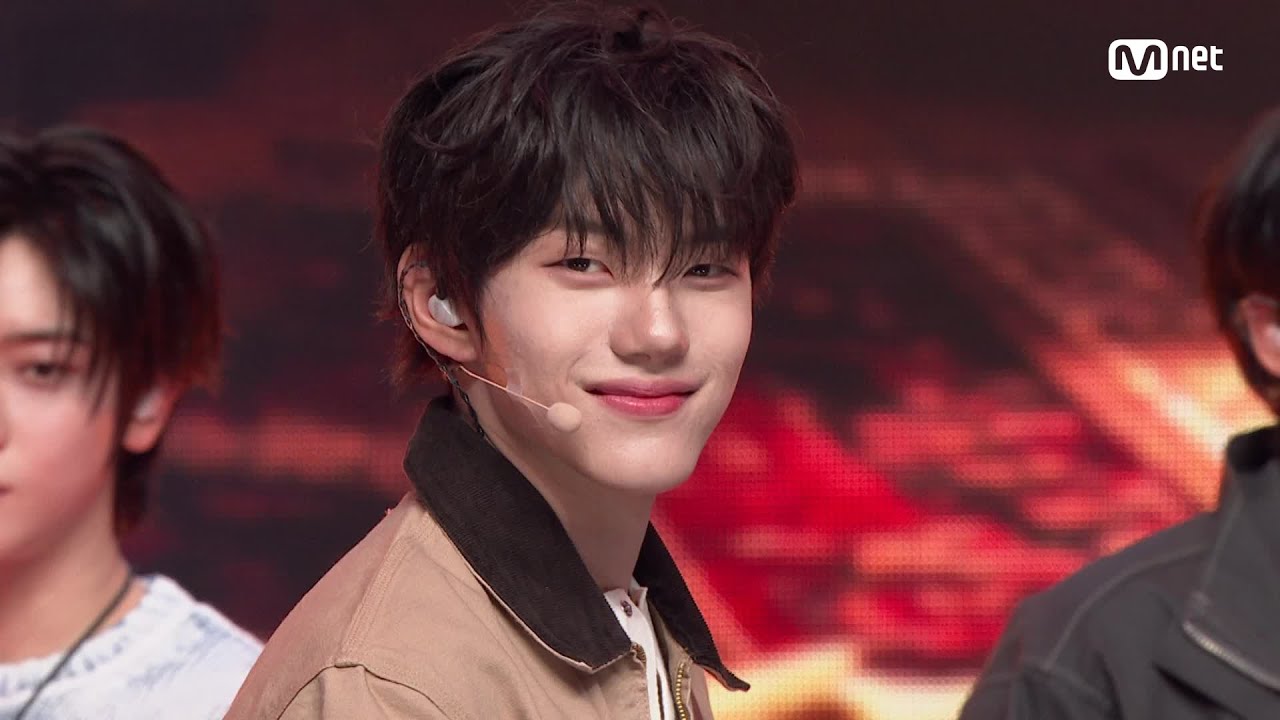 CLOSE YOUR EYES - 내 안의 모든 시와 소설은 #엠카운트다운 EP.883 | Mnet 250410 방송