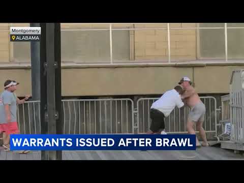 Massive brawl breaks out on Alabama dock