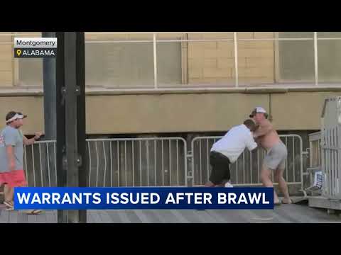 Massive brawl breaks out on Alabama dock Massive brawl breaks out on Alabama dock