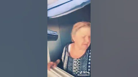 Titanic theme but sung by an old lady😂