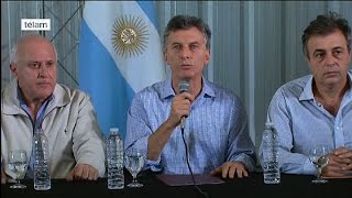 El presidente Mauricio Macri recorrió las zonas inundadas en Santa Fe