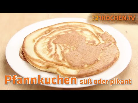 Die perfekte Pfannkuchen / Eierkuchen mit einem einfachen Tassenrezept aus Eiern, Mehl und Milch. Su. 