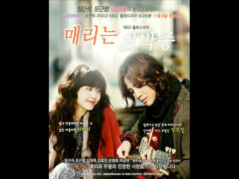 在 YouTube 上观看 躺在你的衣柜-Piano