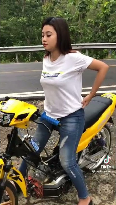 cewek fiz R nih ngab sengol dong