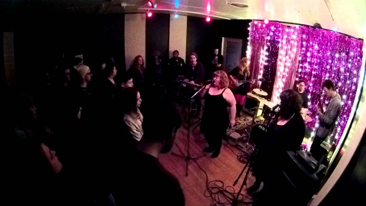 All Young Girls Are Machine Guns 2016-02-13 Track 01 Swing Back Baby Blues