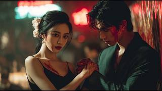 She picks up an injured man as a fake boyfriend—he’s a rich heir, and she can’t escape screenshot 3