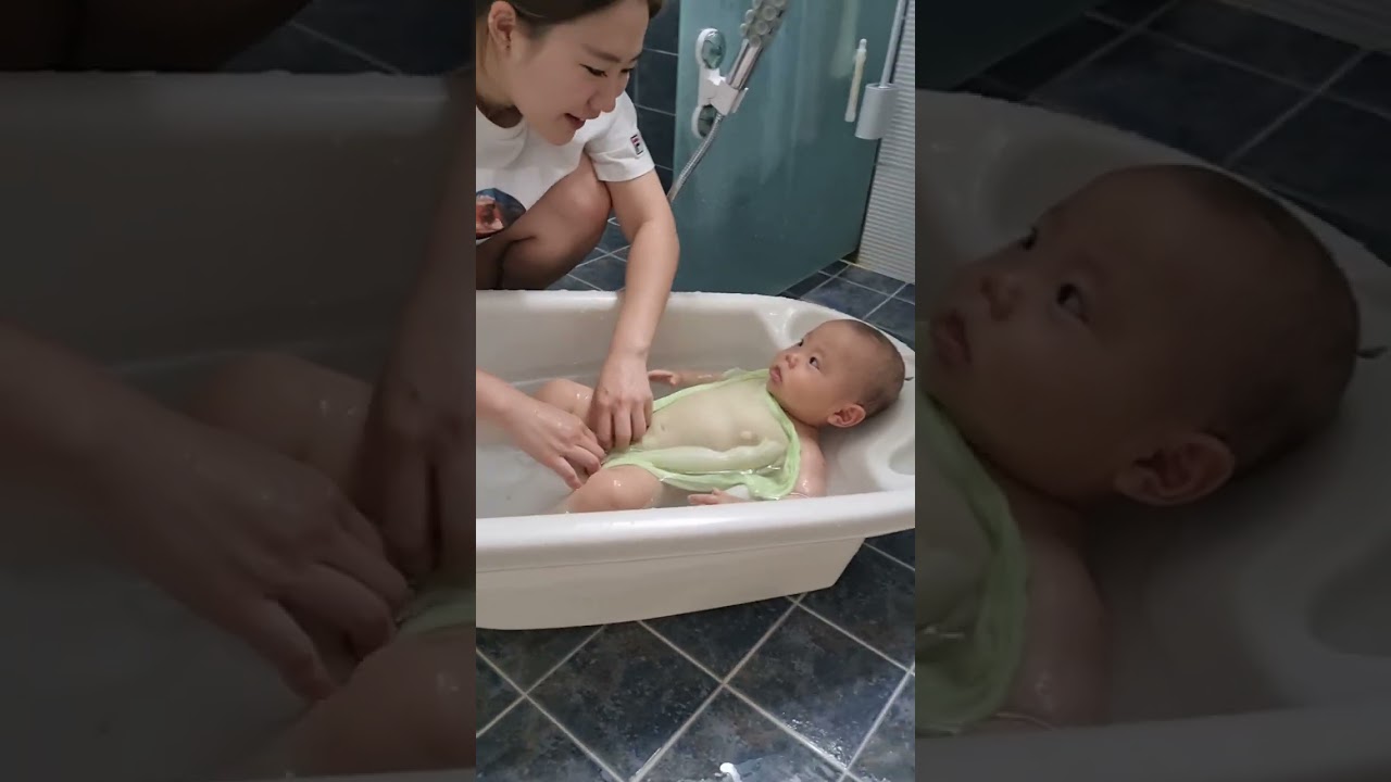 목욕중에 나오는 돌고래소리(회상) #5개월아기