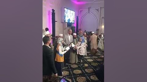 تكريم ساره وعبد الرحمن في مسابقة القرآن الكريم بقنا 2025