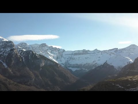 فيديو: جبال البرانس الكبرى