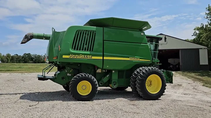 John Deere 9560 STS Combine - Selling on BigIron Auctions - Sept. 11, 2024