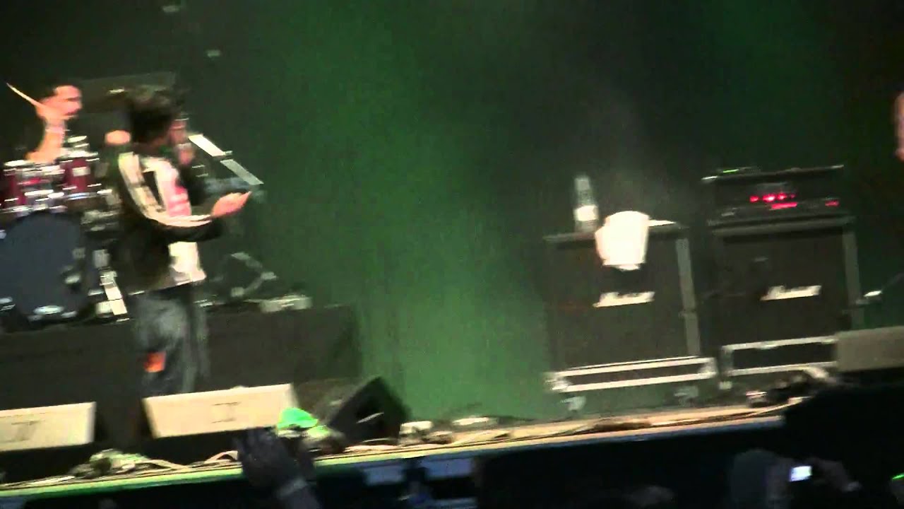 Hora Zulu - Agua de Mayo 