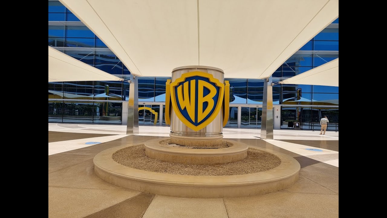 Wb Move WB Movie World Abu Dhabi _ Dubai - YouTube