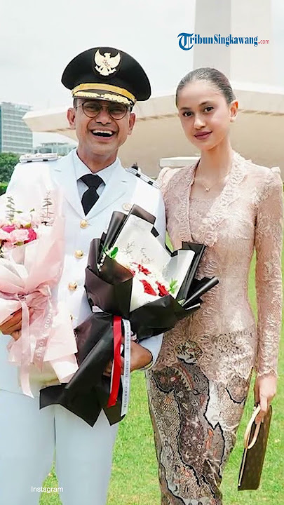 Ramzi Resmi Dilantik Jadi Wakil Bupati Kabupaten Cianjur Ditemani Istri dan Anak