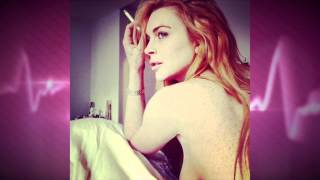 Lindsay Lohan Side Boob Selfie Reminds Us She's Still Around