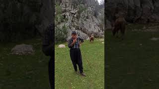 Yörük Zafer Ermeniler Tarafından Şehit Edilen Hoca Ve Ailesini Anlatıyor.