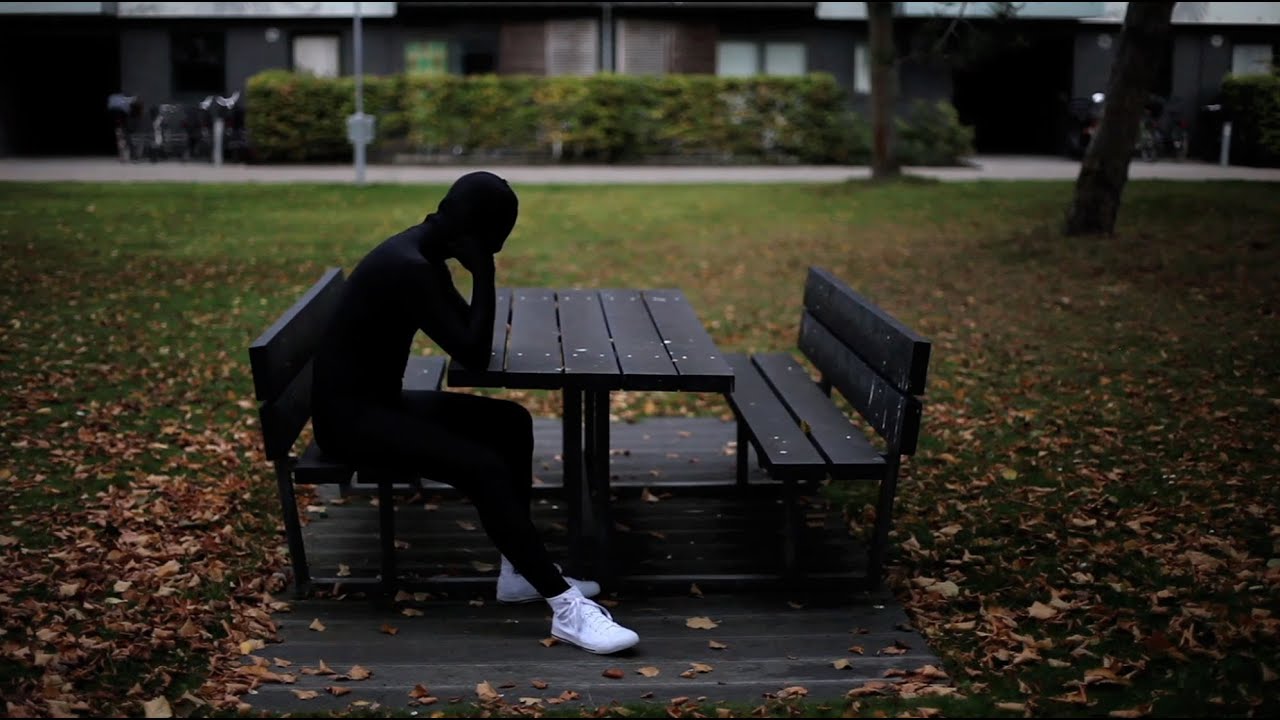 Kris Menace feat. Chelonis R. Jones - Voodoo Dilate (Samo) (Official Video)