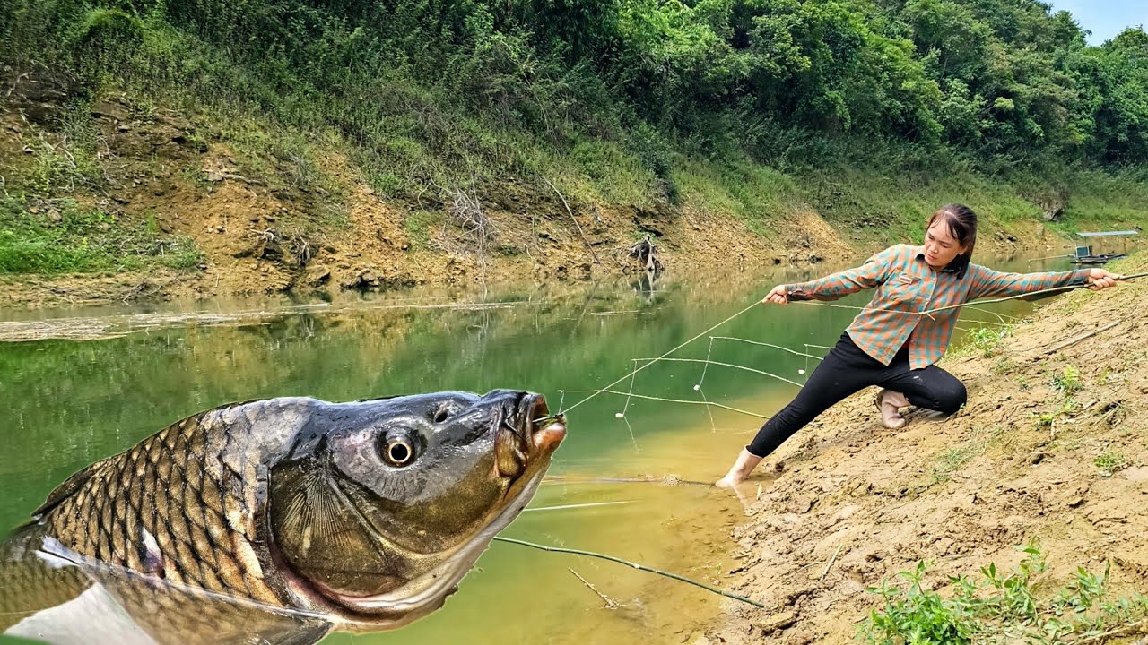 30 days: Luyen's ancient fishing skills helped him catch many giant fish to sell at the market.