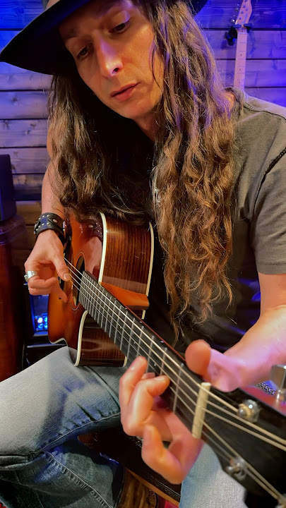 Insane Fingerpicking Workout • Multi-tasking Guitar Lesson #learnguitar #guitartutorial #guitar