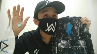 Unboxing my birthday gifts (Alan Walker Merch)