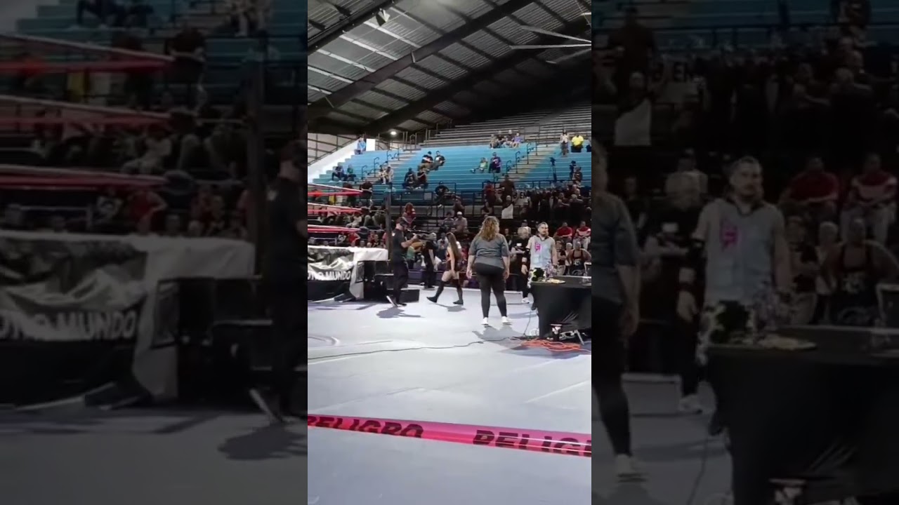 Elena Negroni WWC Lucha Libre