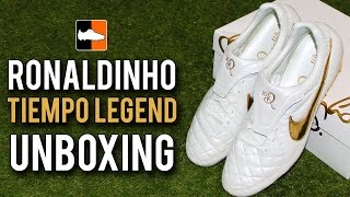 ronaldinho 10r football boots