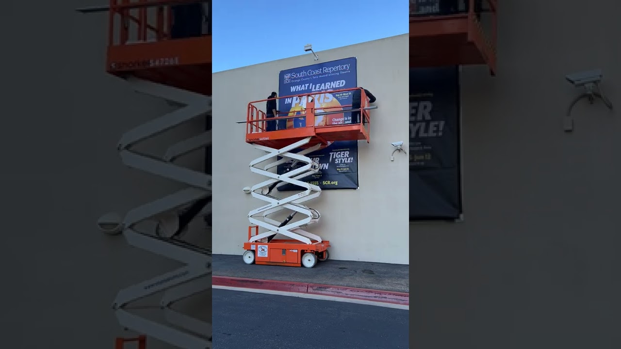 Banner Installation