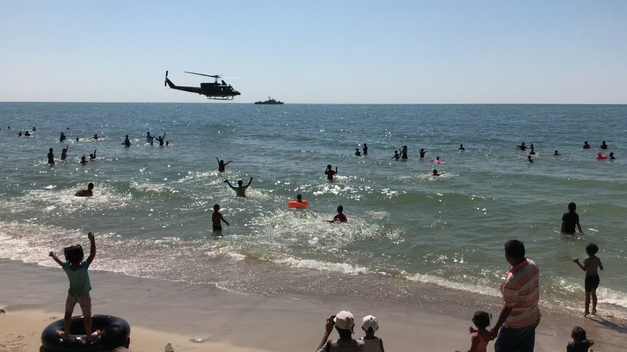 เรียกเสียงกรี๊ดจากเด็ก ฮ.บินโฉบ เหนือทะเลเขาล้าน งานวันเด็กตราด