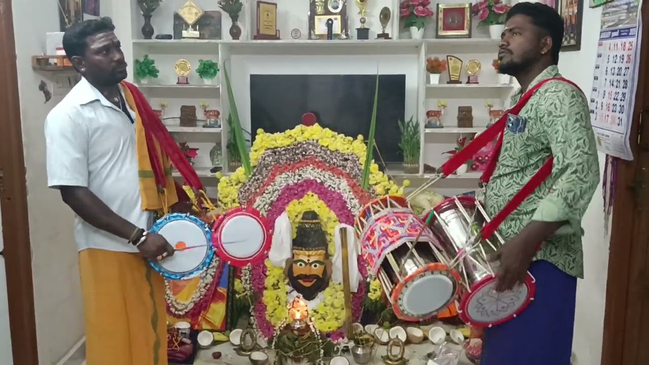 பூவாடைக்காரி வர்ணிப்பு 