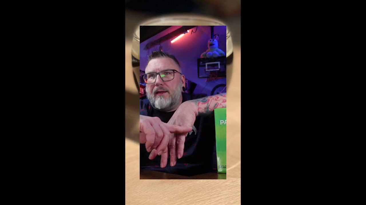 Massive Beer Mail Unboxing: From Sierra Nevada Brewing Co. 📱