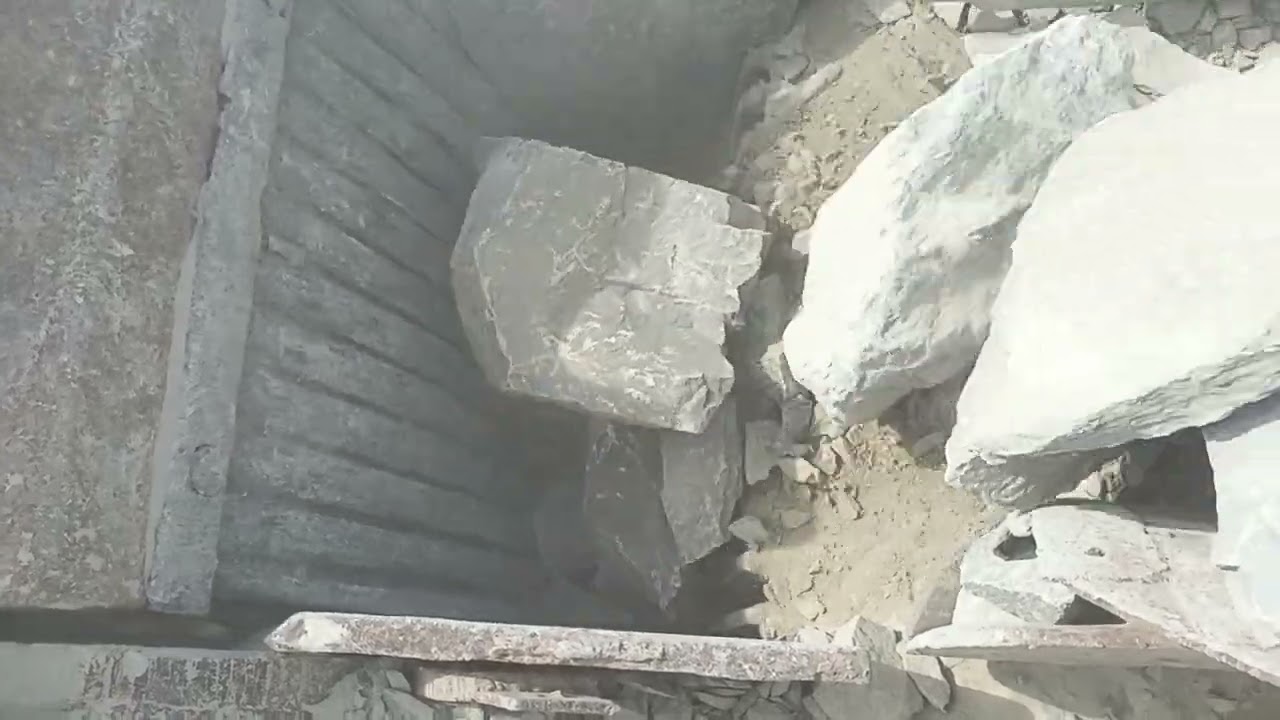 #Stonecrushers #rockcrusher #rockcrushing #jawcrusher  #stonecrusherplant #stonecrush #asmrsounds