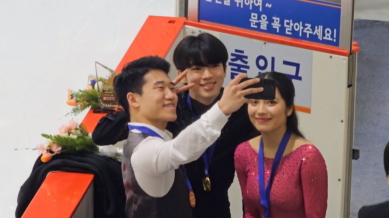 [4K] 231203 피겨 랭킹대회 선수들과 사진찍는 차준환 직캠 #차준환