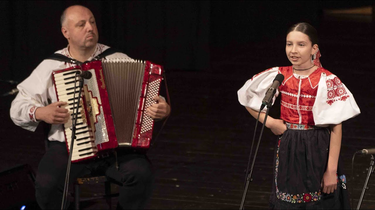 3. Nataša Slosiariková zo ZUŠ Očová - Dievčenskie z Očovej