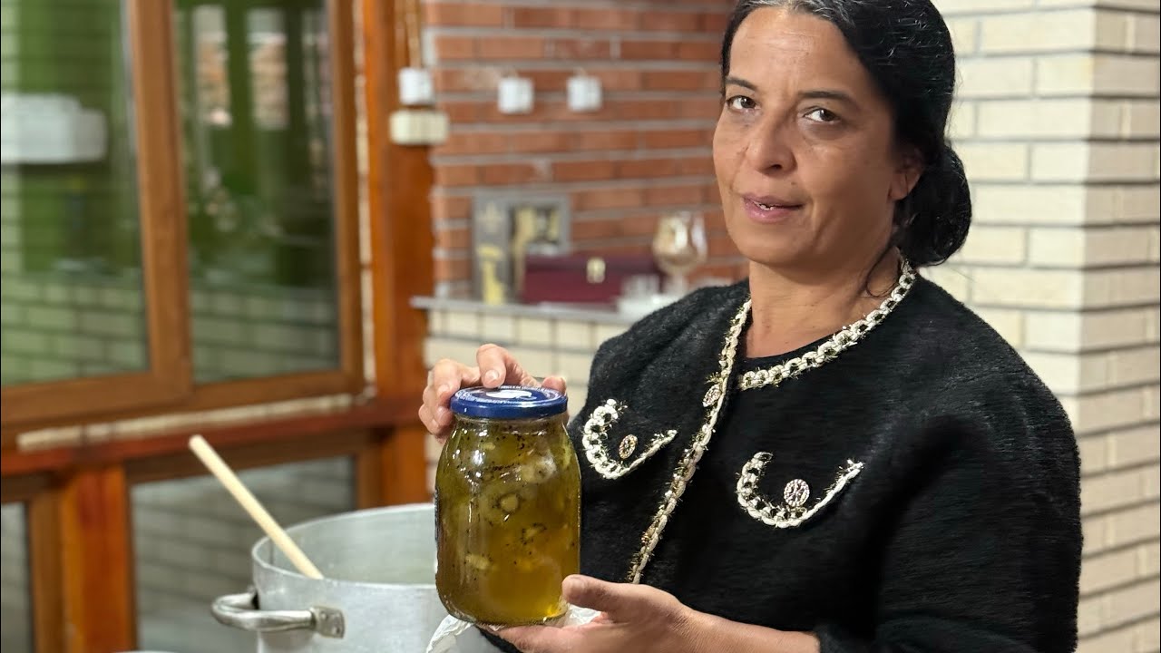 Mama va arăta cum a pregătit dulceață de kiwi !!! 