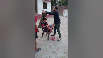 "Static Electricity Experiment: The Chair Effect | Science Shots"