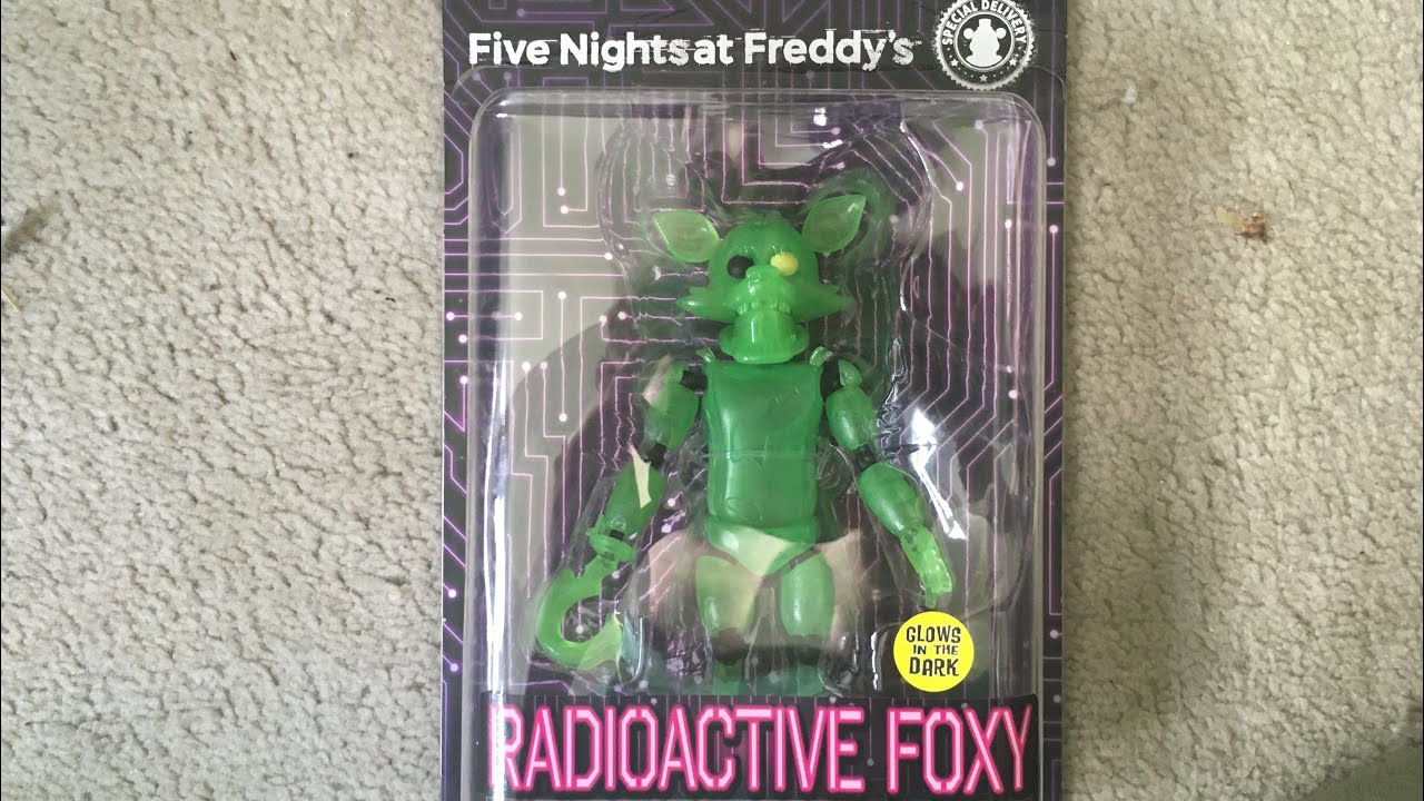 Unboxing Radioactive Foxy From Five Nights at Freddys’s AR!