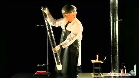 Chemical Demonstrations, Barking Nitrogen Oxide Carbon Disulfide Tube