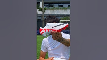 Unboxing Mercurial 🤝 Vini Jr