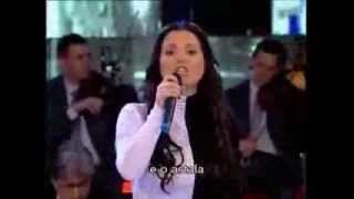 Maja Nikolić peva na izmišljenom jeziku- sa prevodom