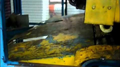 Semi-Automated Rigid Sectional Pipe Roll-Up Machine.wmv