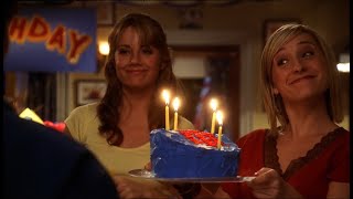 Smallville || Oracle 5x21 (Clois) || Lois, Chloe & Martha Throw Clark a Surprise Birthday Party [HD]
