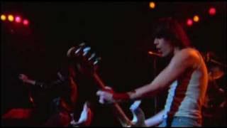 The Ramones - It's Alive (1977) - Now I wanna be a good boy