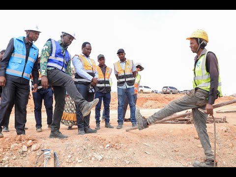 BASHUNGWA AWABANA WAKANDARASI WANAOJENGA BARABARA YA MZUNGUKO DODOMA ATAKA KAZI IKAMILIKE