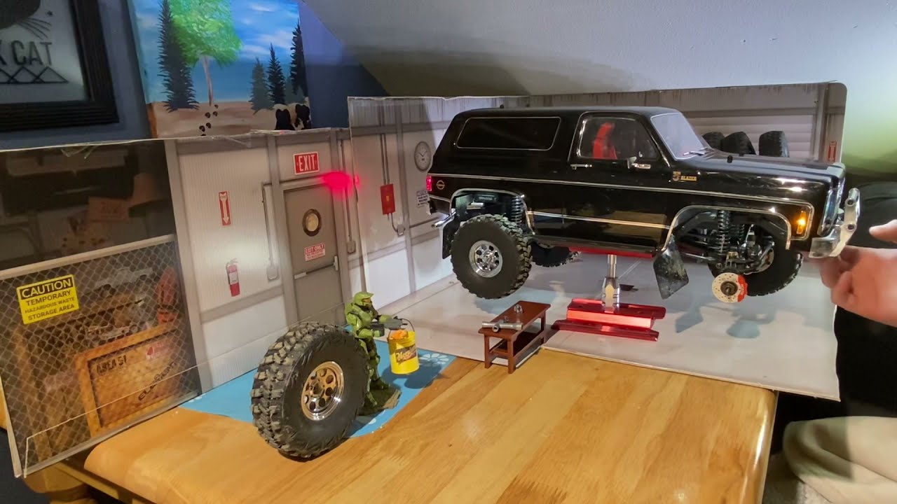 Alaskan Rc fleet walk around, K5 Blazer