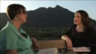 Celebrity STEPHENIE MEYER on THE HOST and her fans Profile